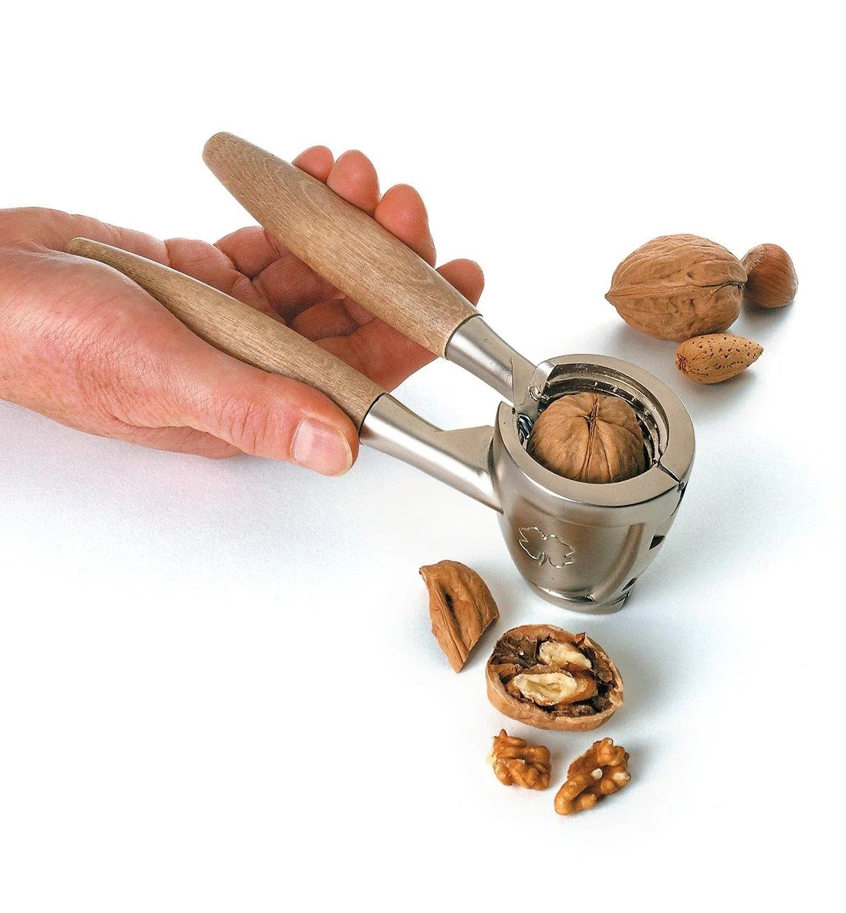 Elegant Walnut Cracker Tool – Premium Wooden Handle for Nuts